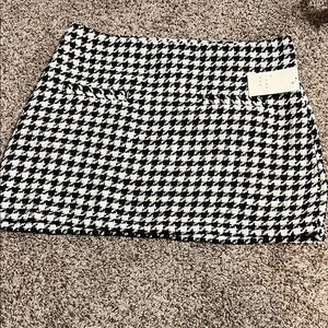 a new day Black and White Houndstooth Mini Skirt